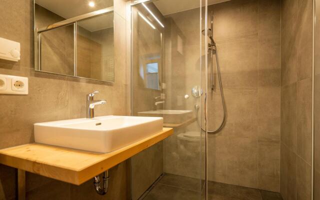 Chalet in Zell am See Near Ski Slopes