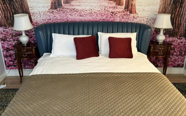 Phoenicia Suites