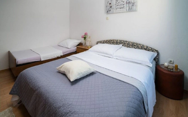 Apartments Tomas