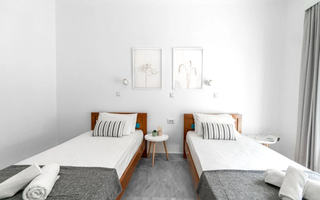 Xenios Avlais Apartments
