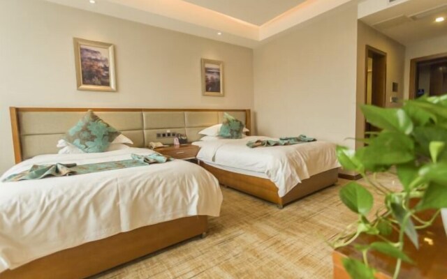 Chengzhong Blue Sky Hotel