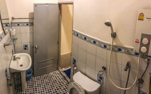 Surada Guesthouse