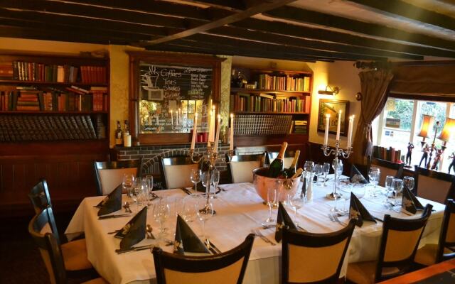 The Royal Arms Hotel