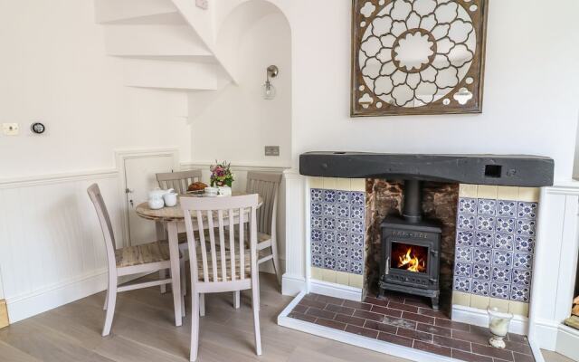 Sunny Cottage