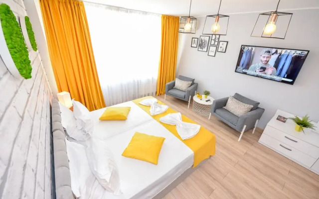 Candy Studio - Cismigiu Gardens - Quiet Room - Open Kitchen -smart Tv