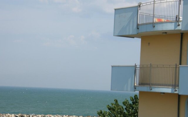 Residence Frontemare