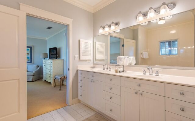 Watercolor - Park District 2-Bedroom Condos by 360 Blue