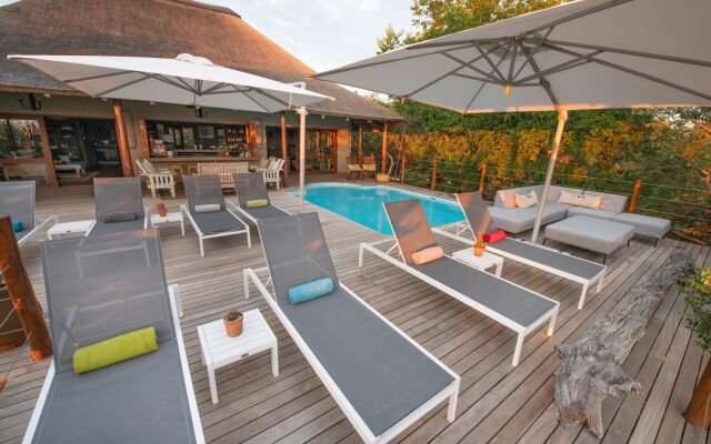 Sausage Tree Safari Camp