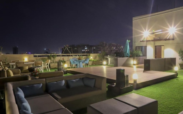 Ebony Residency