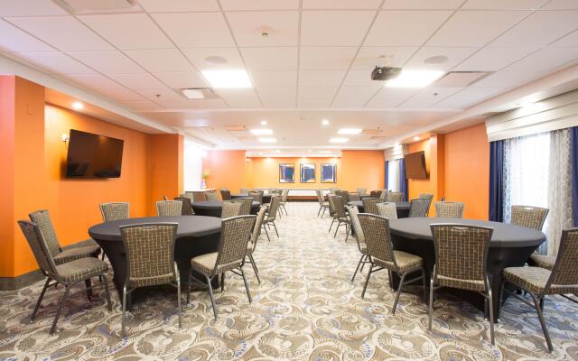 Holiday Inn Express & Suites Nashville Southeast - Antioch by IHG