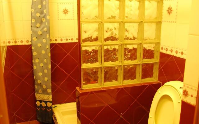 Coconut Creek Kumarakom Homestay Hotel