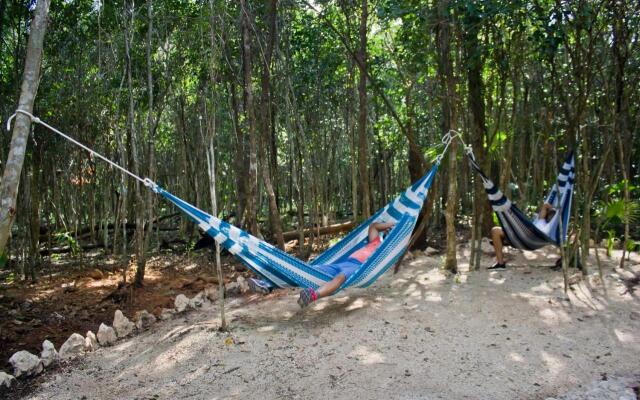 Aldea Maya Ha Cabanas Con Cenotes