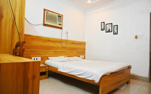 OYO 27950 Hotel Priyanka International