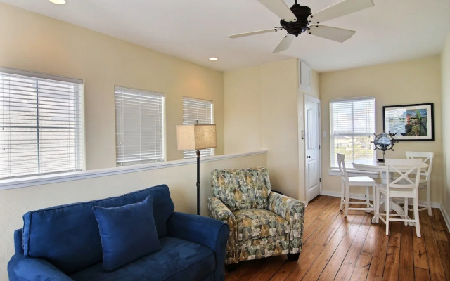 Kona Cove by Silver Sands Vacation Rentals