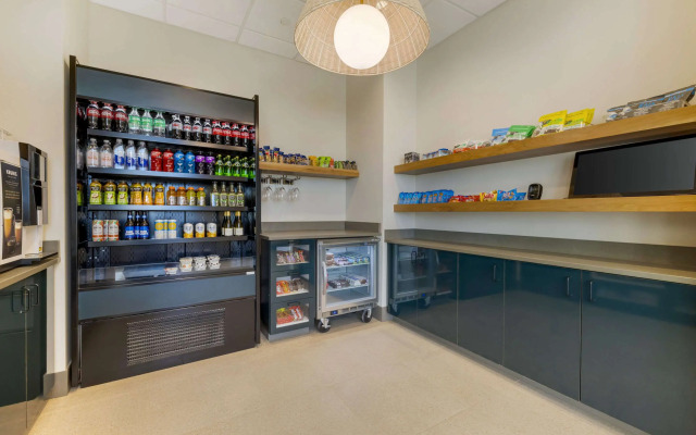 Cambria Hotel El Centro - Imperial