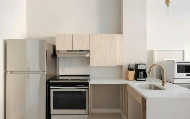 Sonder by Marriott Bonvoy The Edison Apartments Old City