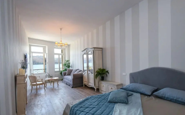 Romantic Benaco Sal - App 02