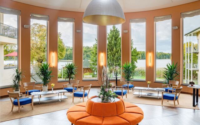 HausRheinsberg Hotel am See