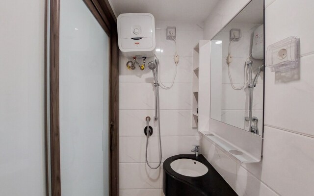 Comfortable And Simply Studio At Sky House Bsd Apartment