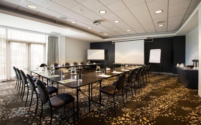 Holiday Inn Melbourne Airport by IHG