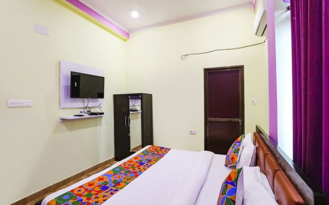 Fabhotel Shri Banaras