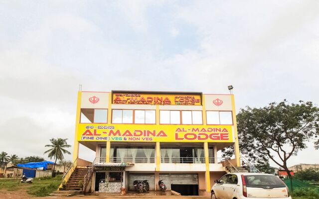 SPOT ON 60724 Al-madina Fine Dine & Lodge