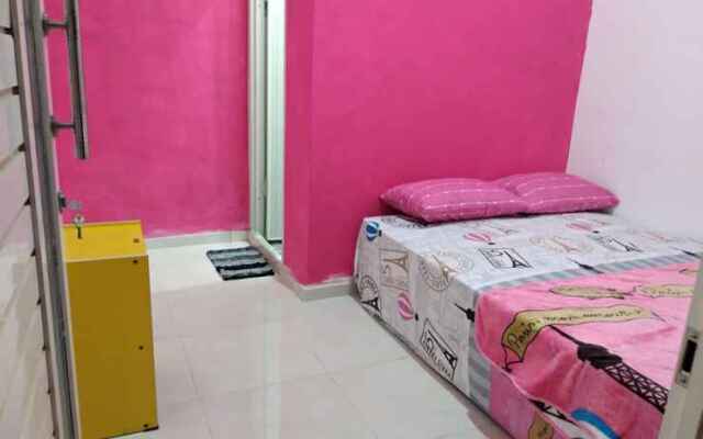 Pinky Guest House Kota Batu