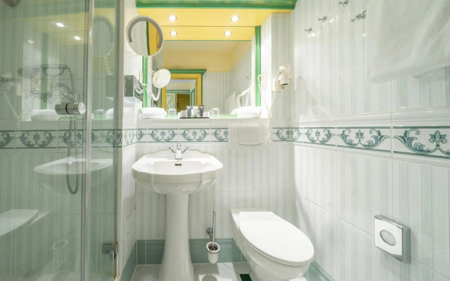 Rugard Thermal Strandhotel