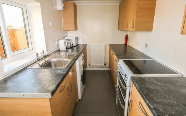 27 Whitegates