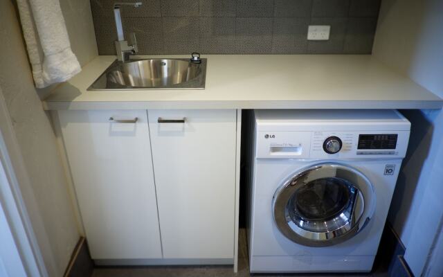 UrbanStyle Claremont Apartment
