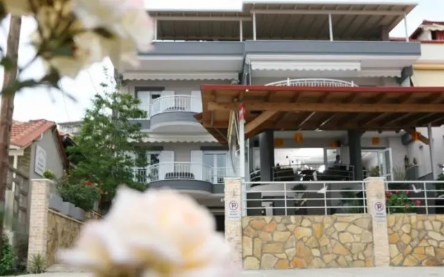 Atlon Hotel
