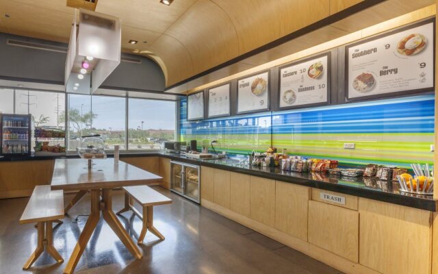 Aloft Tempe