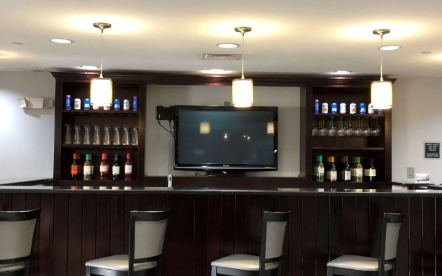 Best Western Plus Goodman Inn & Suites