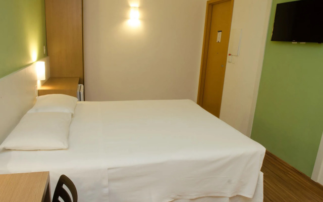 Stop Inn Antonio Carlos