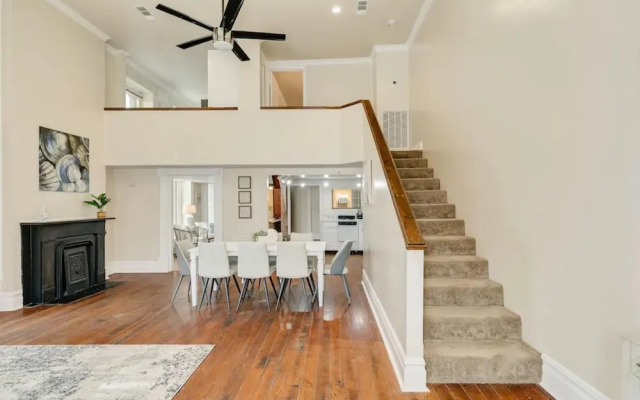 Galveston Historic Strand Loft 204