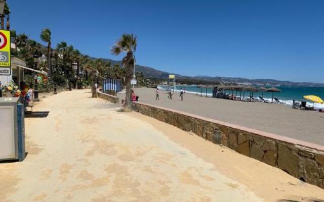 Marbella Villa on the beach