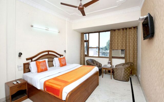 OYO 11371 Hotel M&V