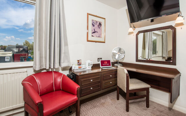 Peartree Lodge Waterside