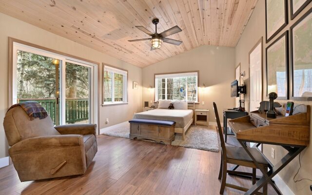 Whispering Woods #2375