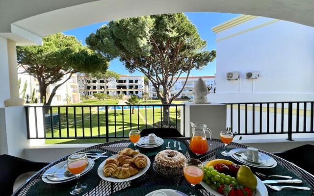 Vilamoura Garden View 1 With Pool by Homing