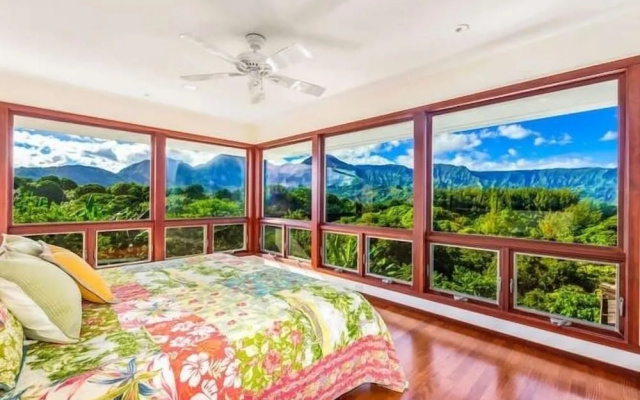 Kahikolu 3 Bedroom Home by Redawning