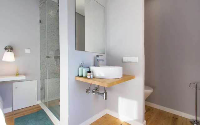 Bairro Alto Elegant by Homing