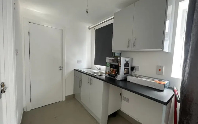 Immaculate 1-bed Studio in London