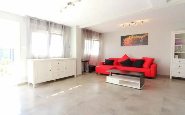 Residence by G - Avenida de Cantabria 60