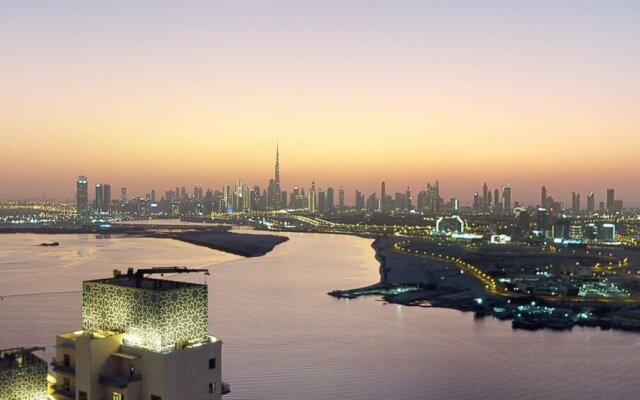 4 Maid Penthouse Panoramic Views in Dubai Creek Harbour