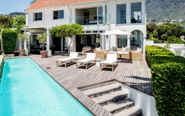 Sedgemoor Villa in Camps Bay