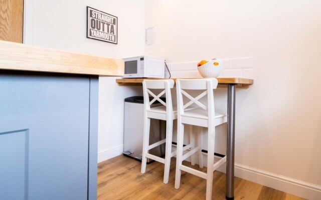 Stylish Spacious 1 bed Apartment - Downtown