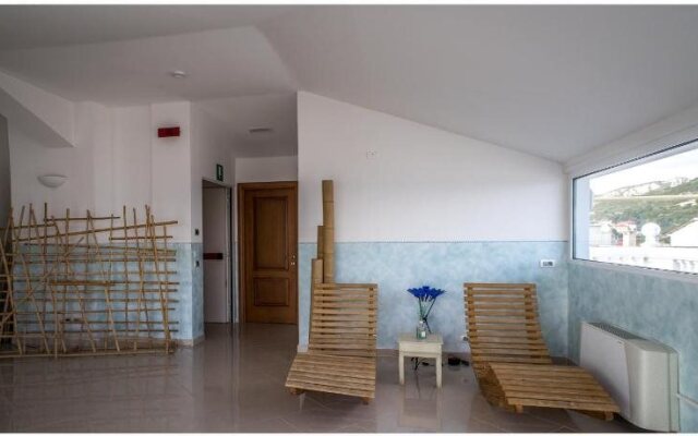 Lido Resort
