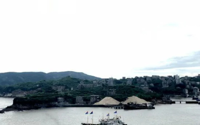 Wenling Sea Empty Courtyard Homestay