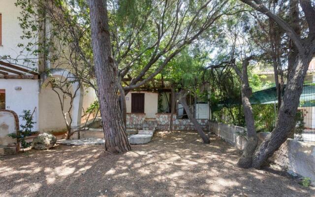 Scopello Flat with Panoramic Courtyard and Parking